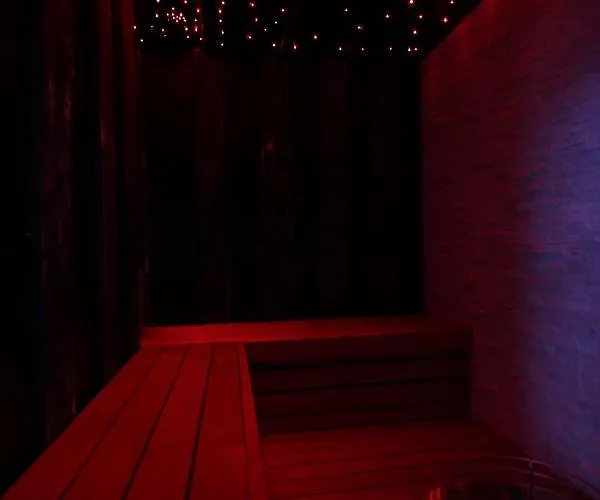 Maximar With Sauna アパート ヴァルガ