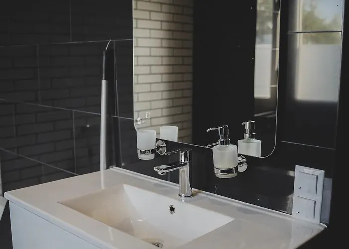 Maximar With Sauna *